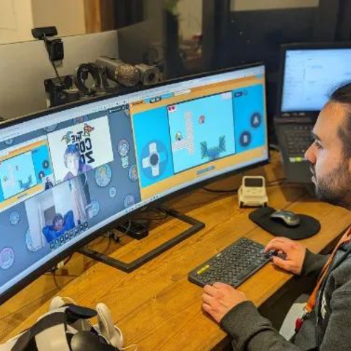 Why Children Thrive in Coding Clubs with Mentors and Peers 